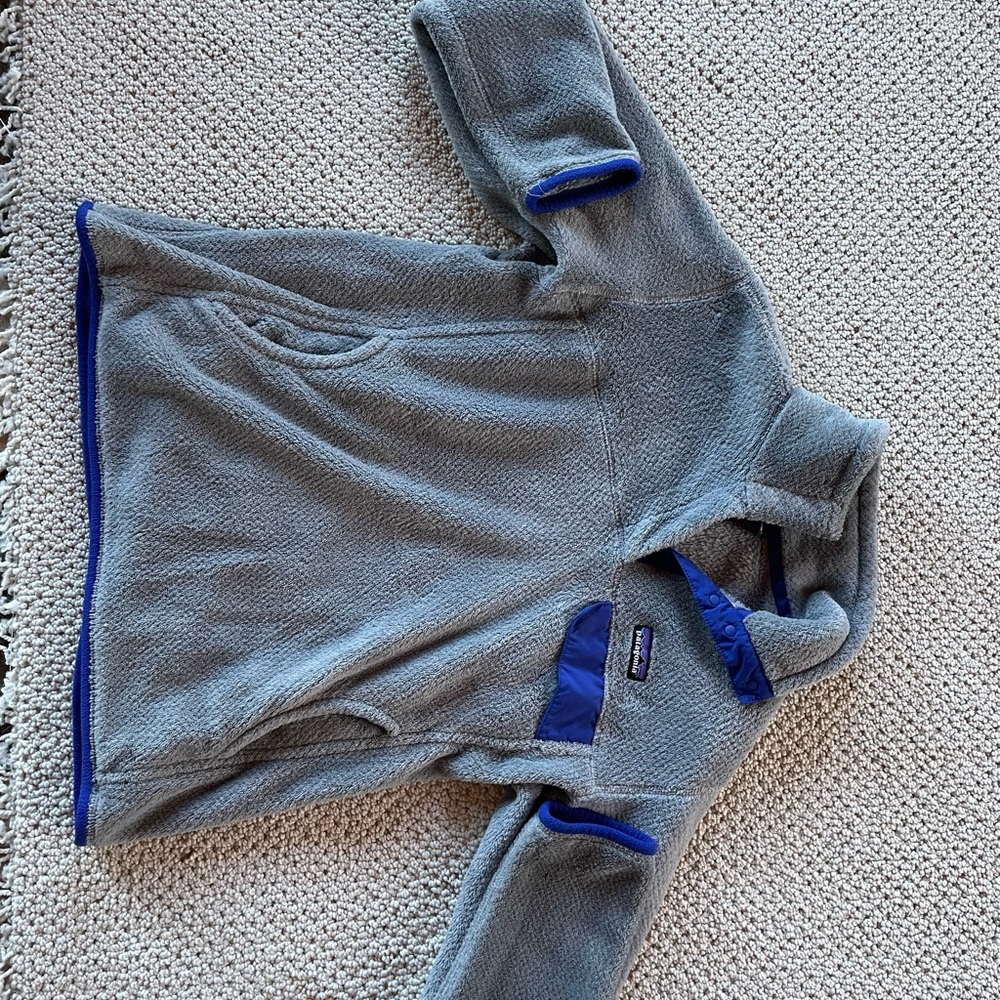 Patagonia Blue and Gray Fleece Jacket